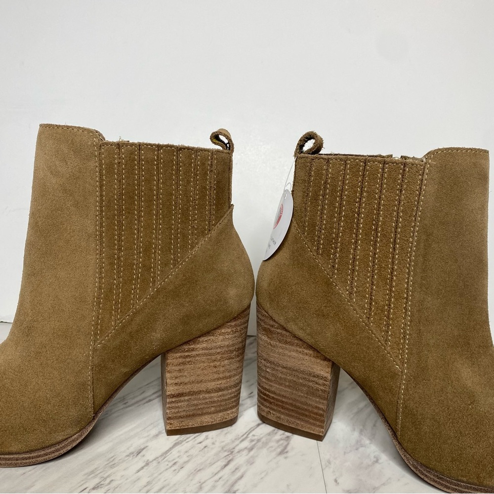 New! Blondo Reese Waterproof Suede Bootie 7M - Picture 7 of 15